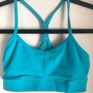 Lululemon Flow Y Sports Bra sz 2/4